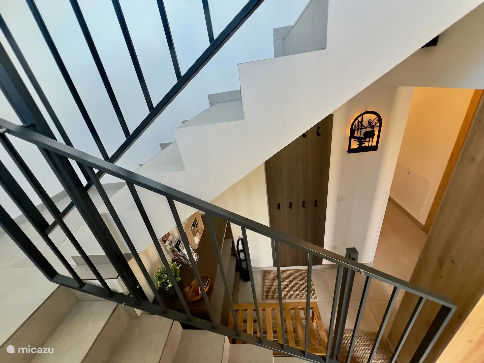 Couloir et vestiaire