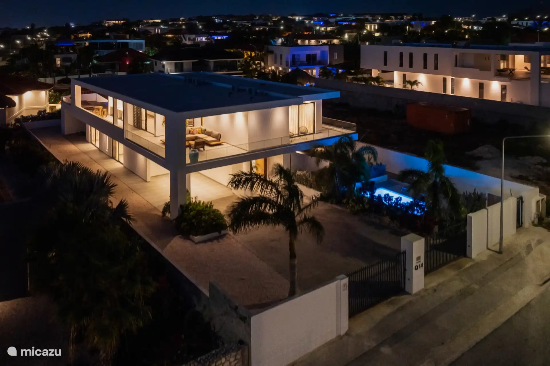 Il y a aussi beaucoup à faire en dehors de la villa. Tout ce qui fait de Jan Thiel l’une des destinations les plus populaires de Curaçao est accessible à pied.