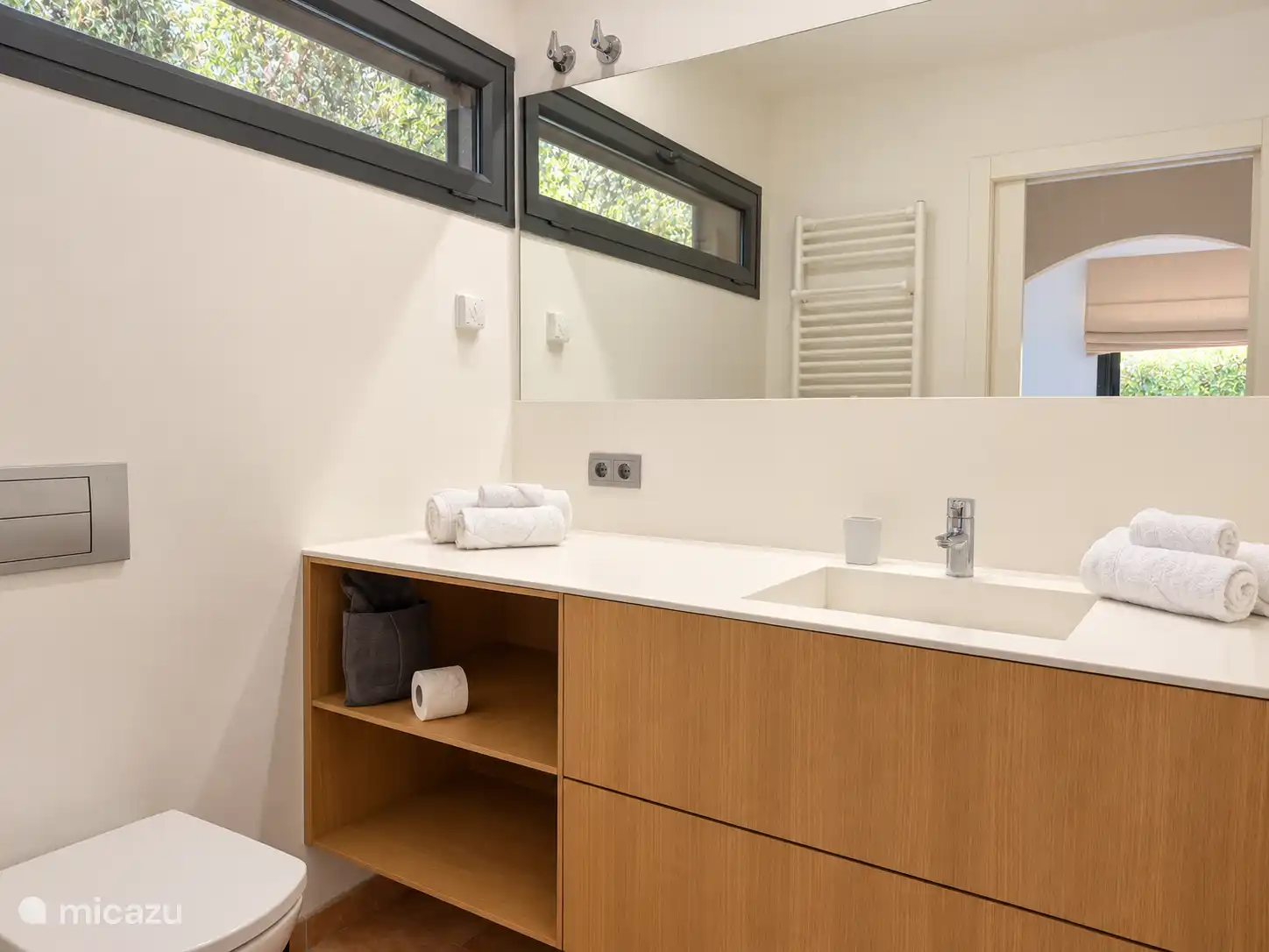 complete badkamer bij slaapkamer 2