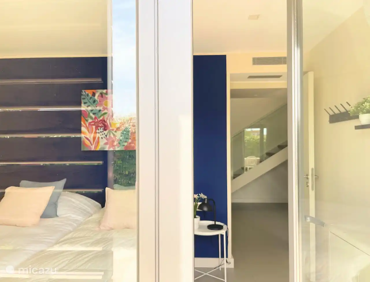 De doorgang naar slaapkamer 3 vanuit het terras