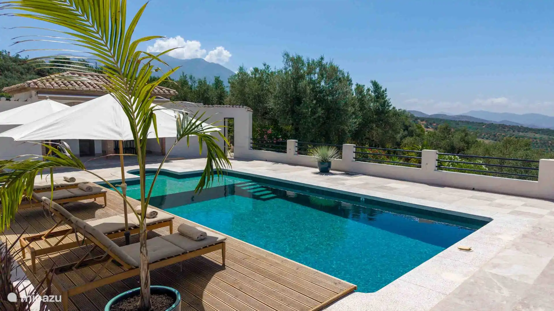 Zwemmen, Spanje, Andalusië, Alcaucín, studio Villa Loua - Studio Mare
