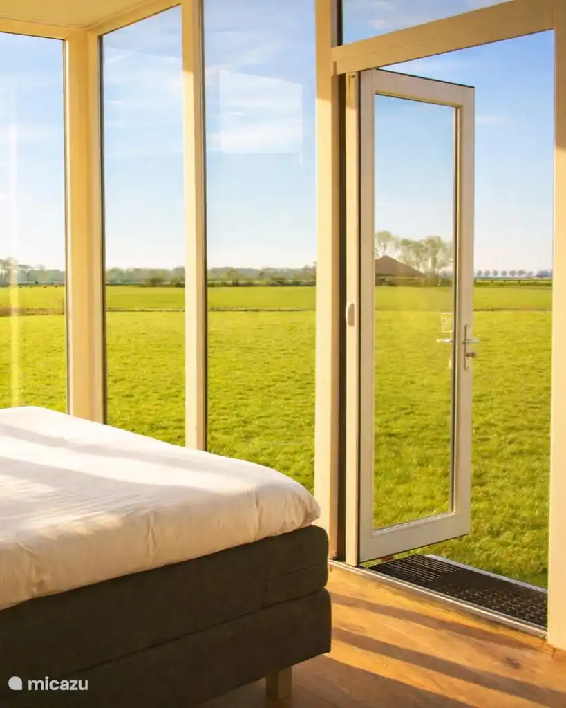 Wakker worden met uitzicht op de Friese weilanden