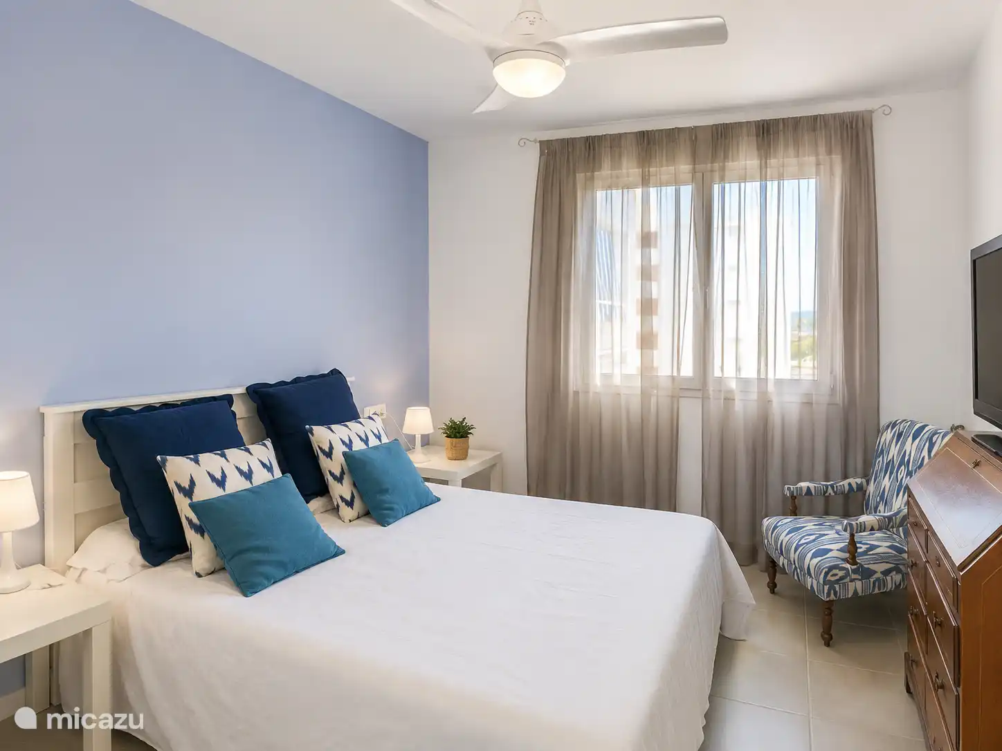 Hoofdslaapkamer met eigen badkamer