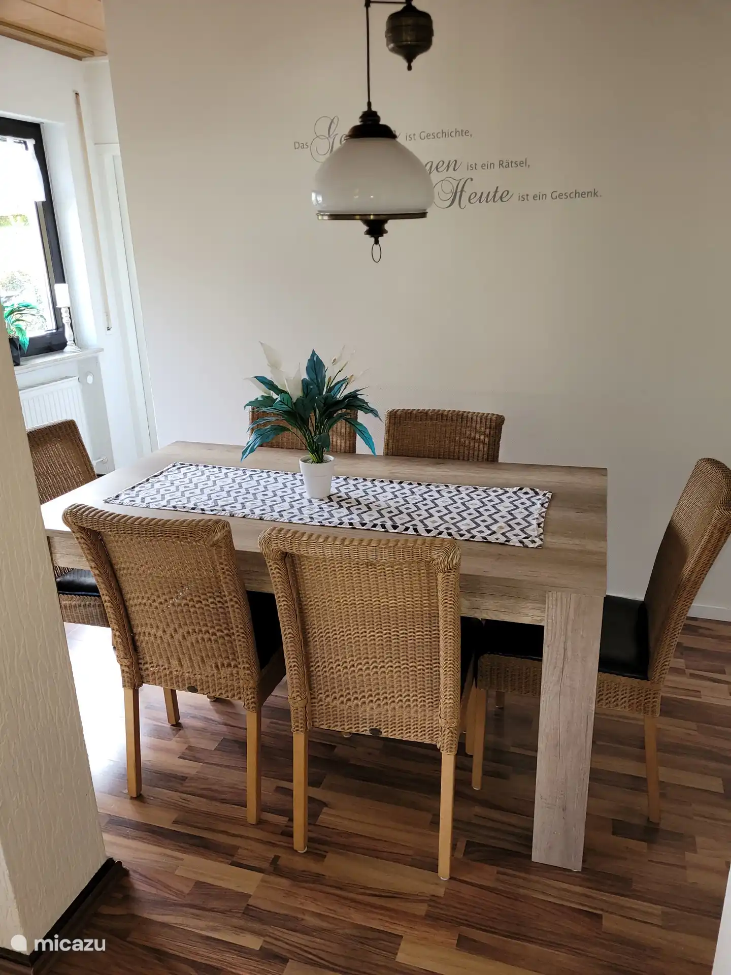 Eethoek appartement op de eerste verdieping 
