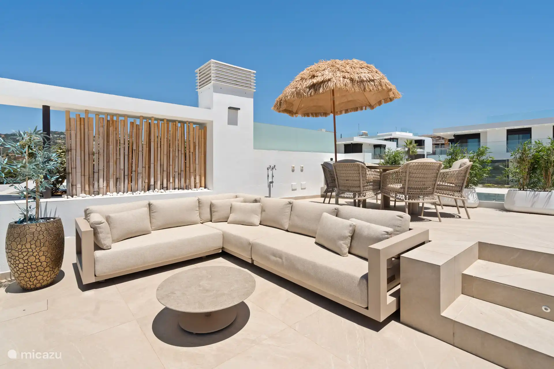 Die Lounge auf der Deckterrasse