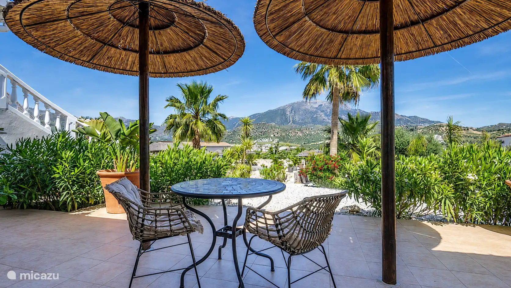 Terras bij slaapkamer