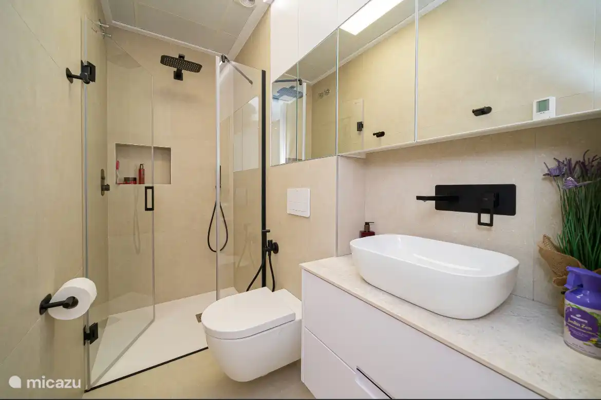 badkamer 1