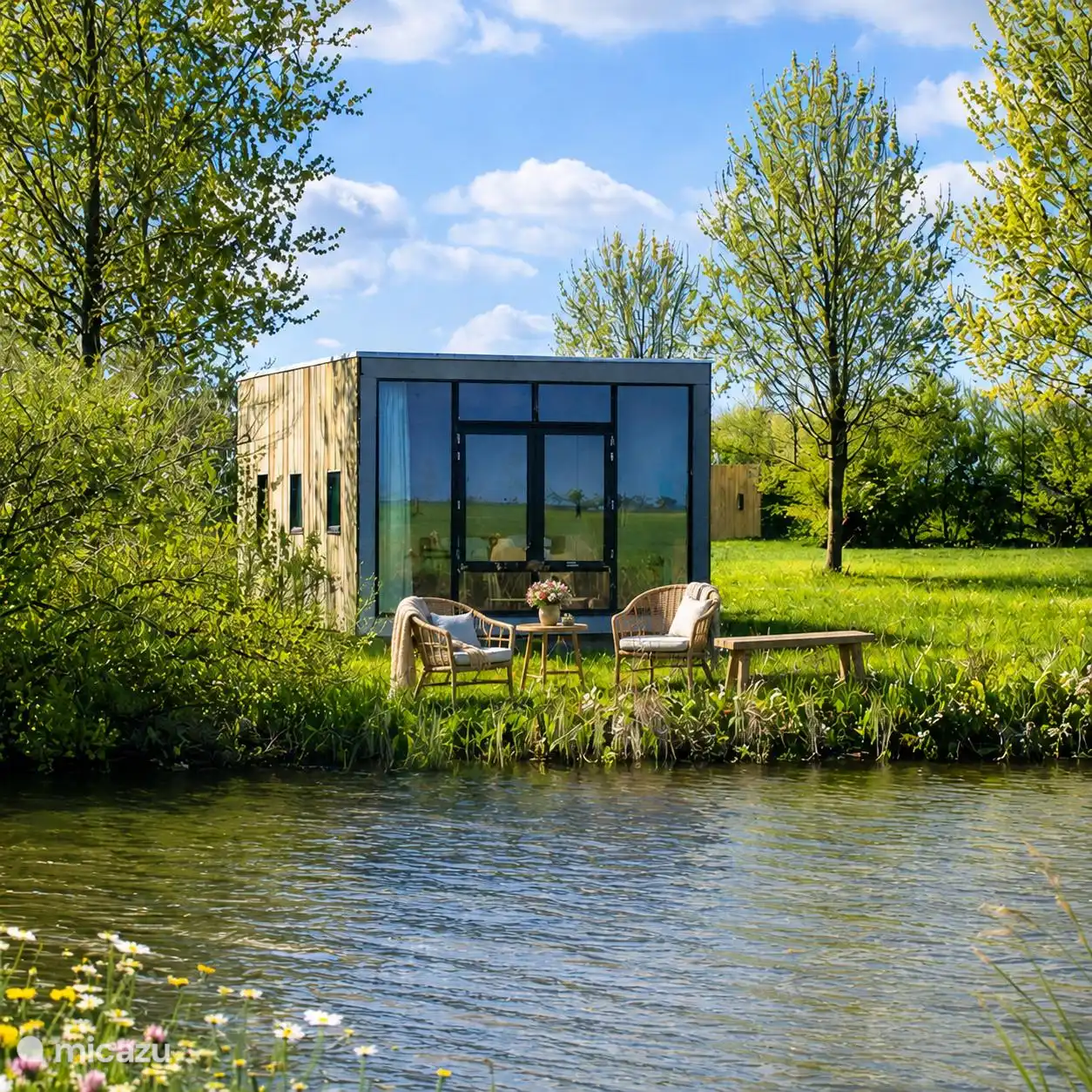 It Swin Tiny House Cabin en Países Bajos, Frisia, Weidum - casa pequeña 
