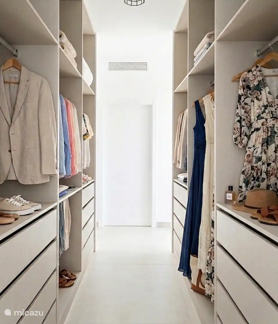 ensuite dressing