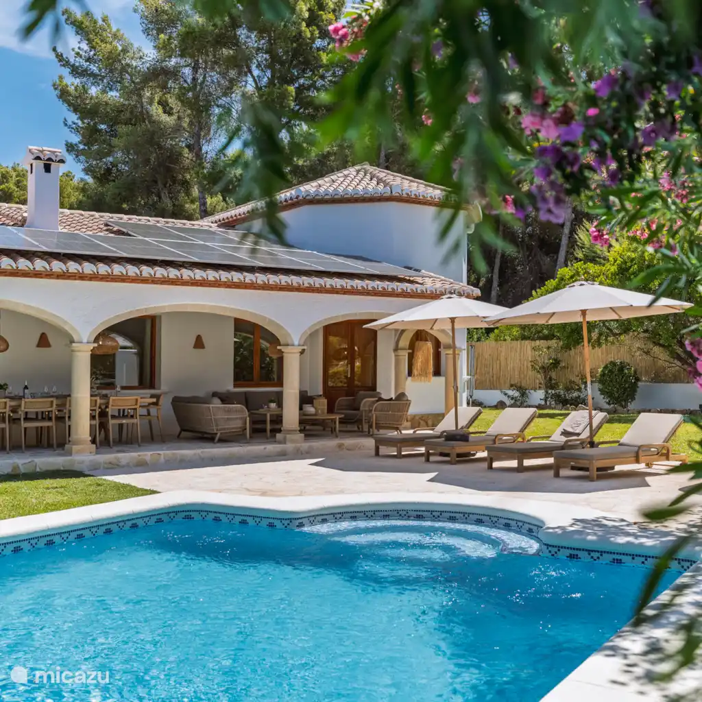 Casa Hero