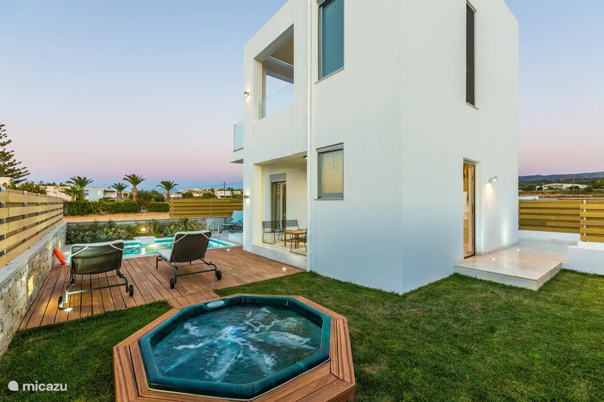 Villa met zwembad en bubbelbad