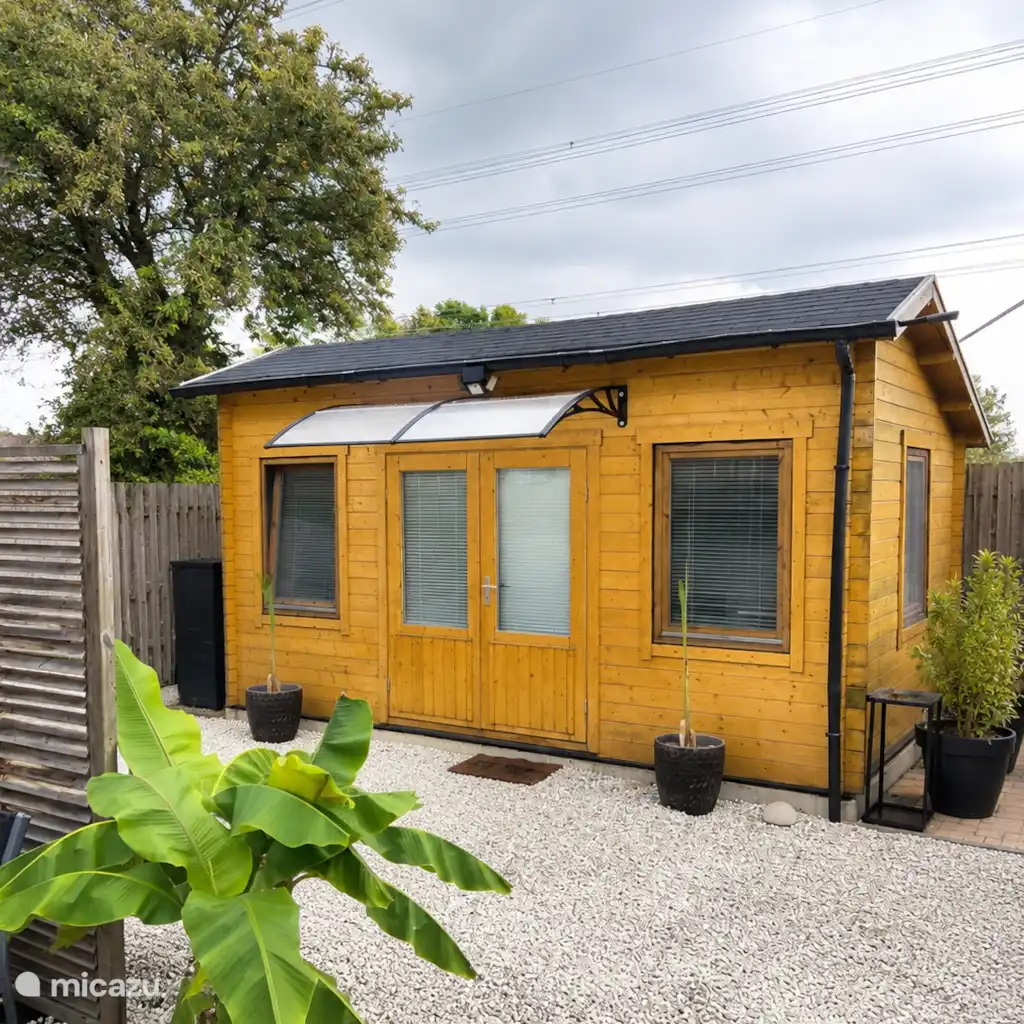 Nayi Garden Studio