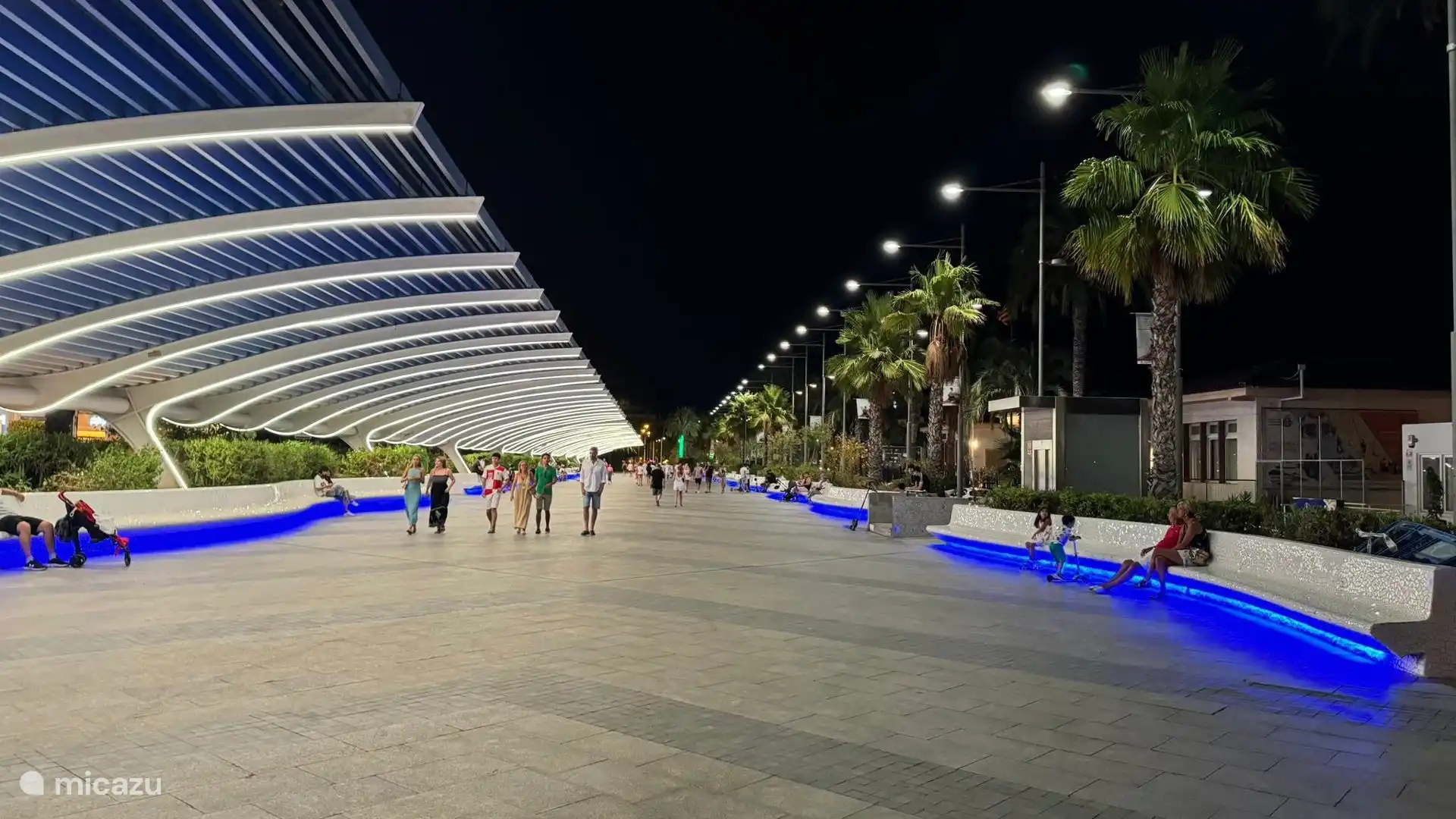 Wandelboulevard Centrum van Torrevieja bij de haven