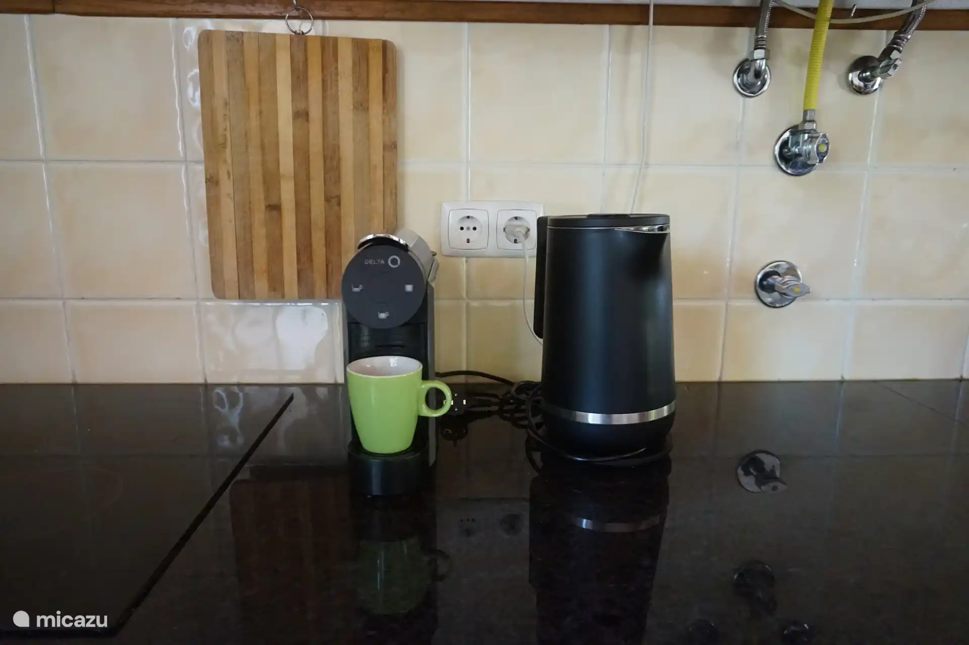 Alles bereit für eine ruhige Tasse Kaffee oder Tee