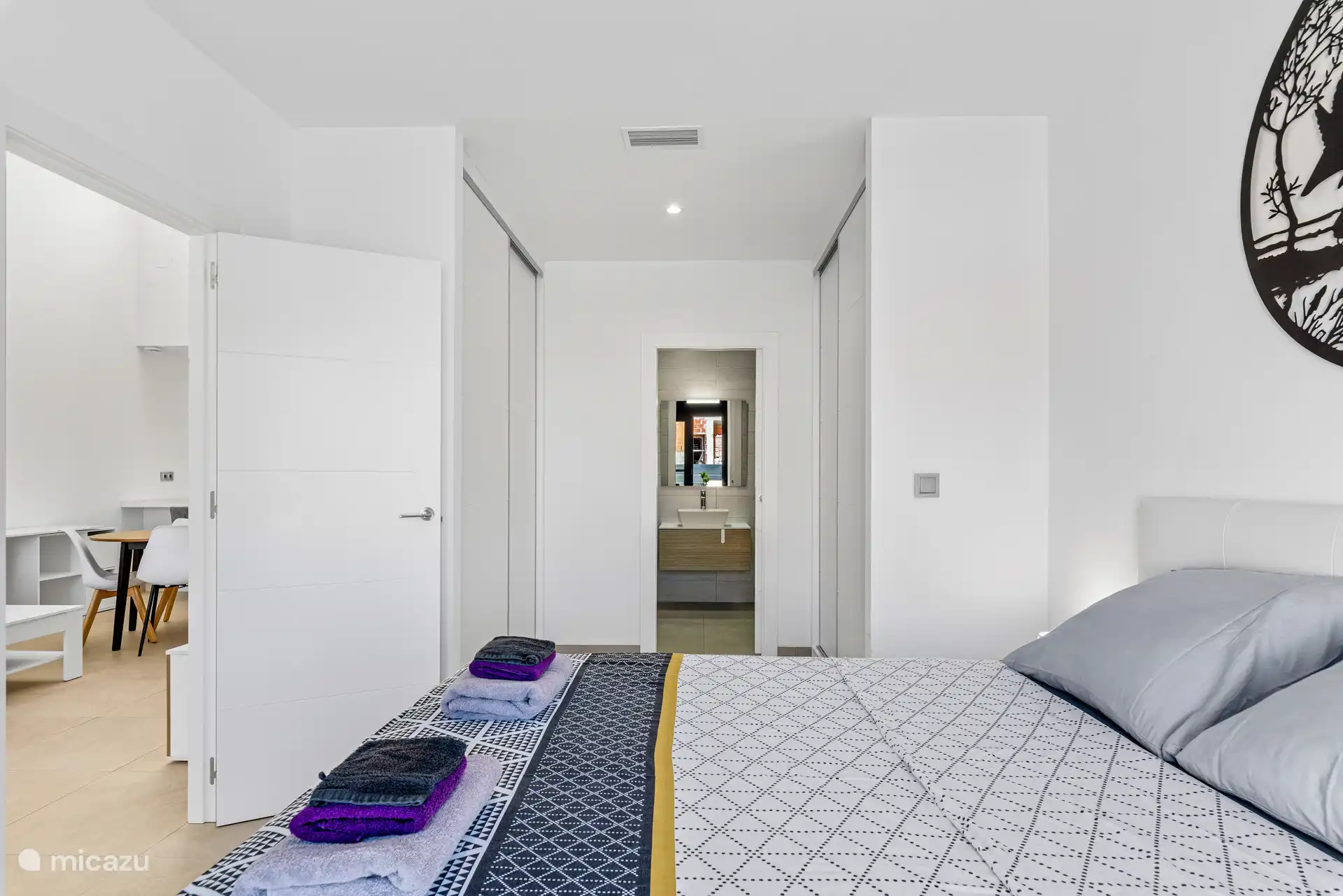 Dormitorio 1 con baño privado