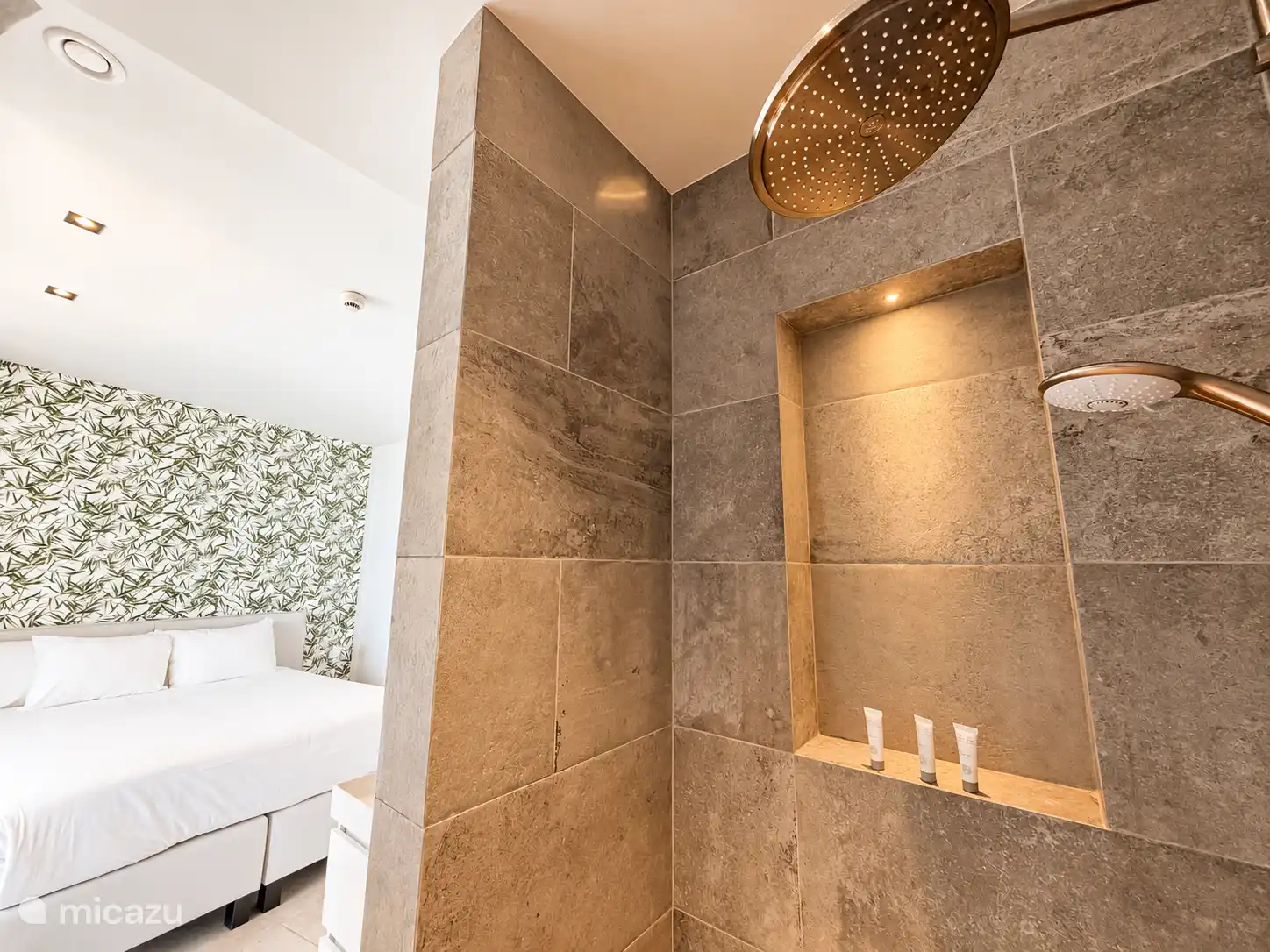 douche slaapkamer 2