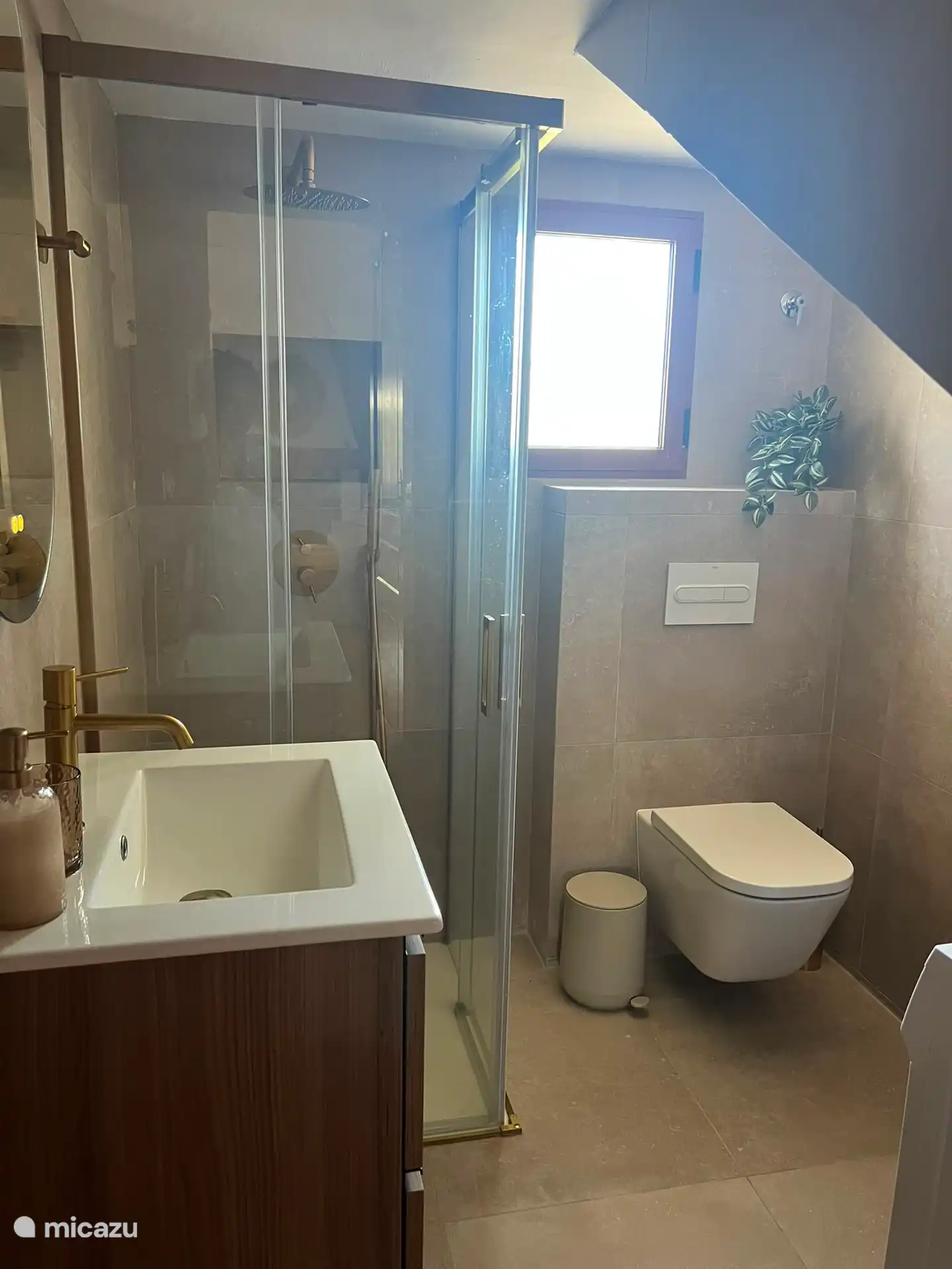 Badkamer beneden