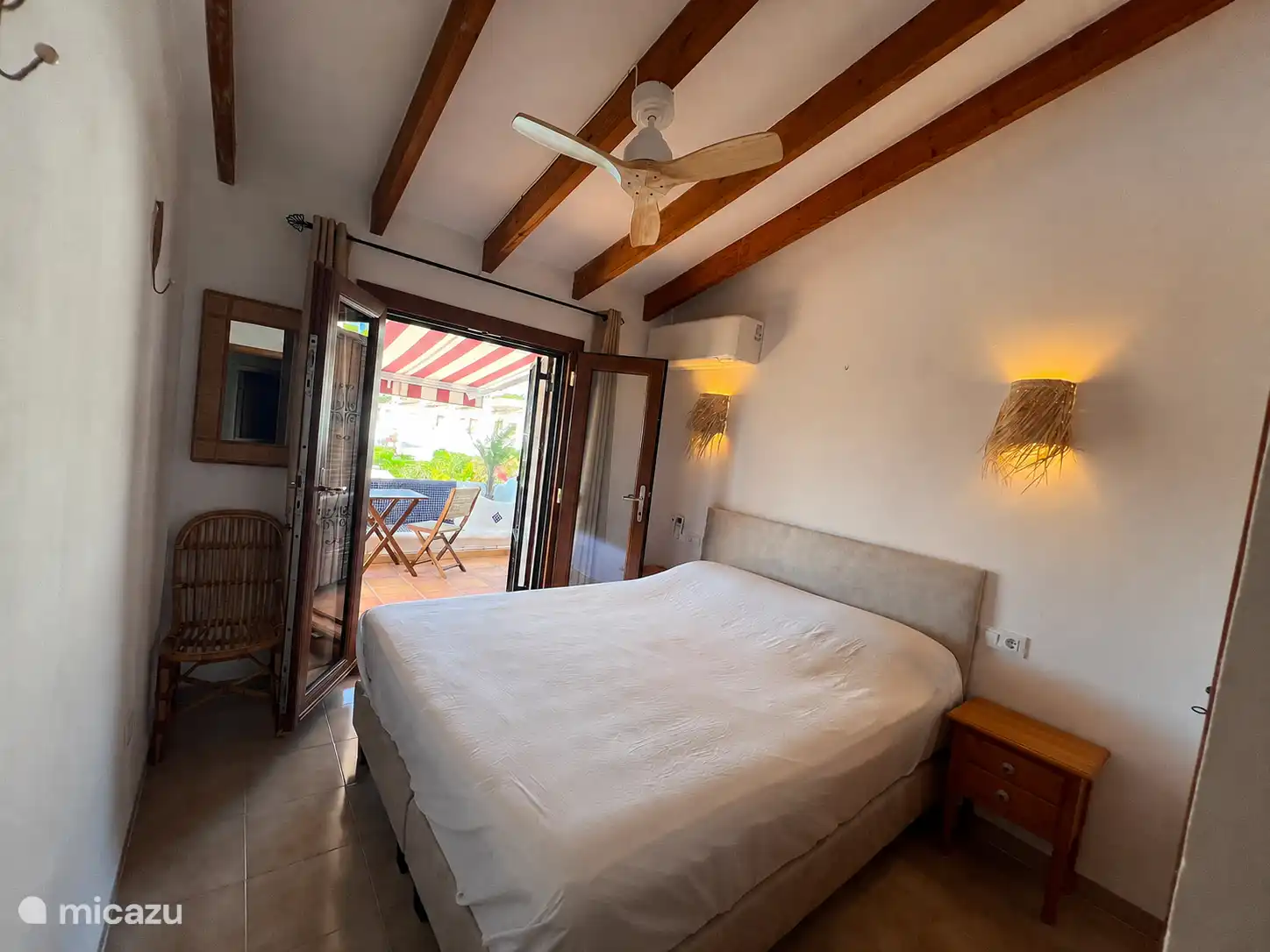 Slaapkamer 1 met luxe boxspring