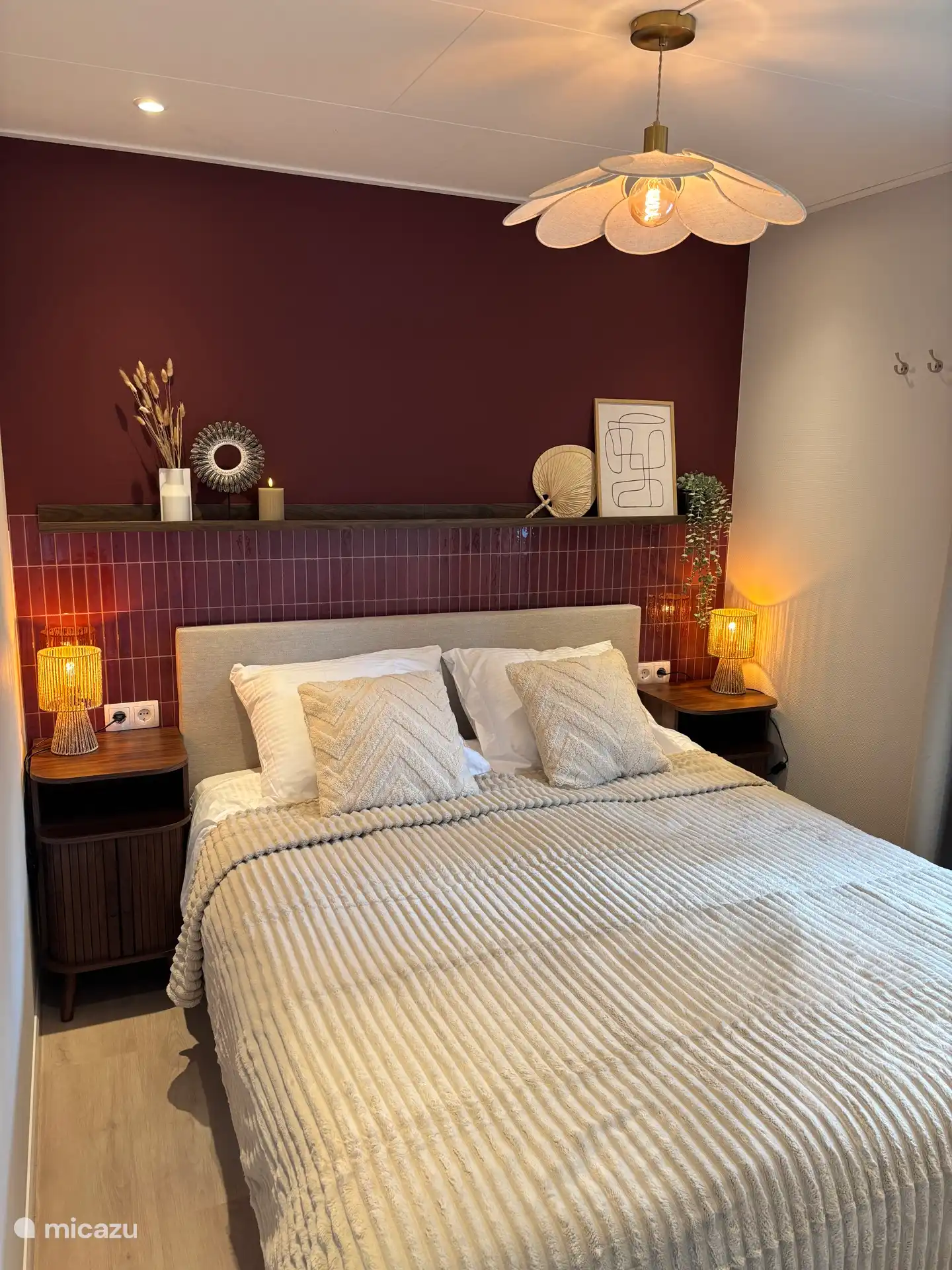 Schlafzimmer mit 2 Betten