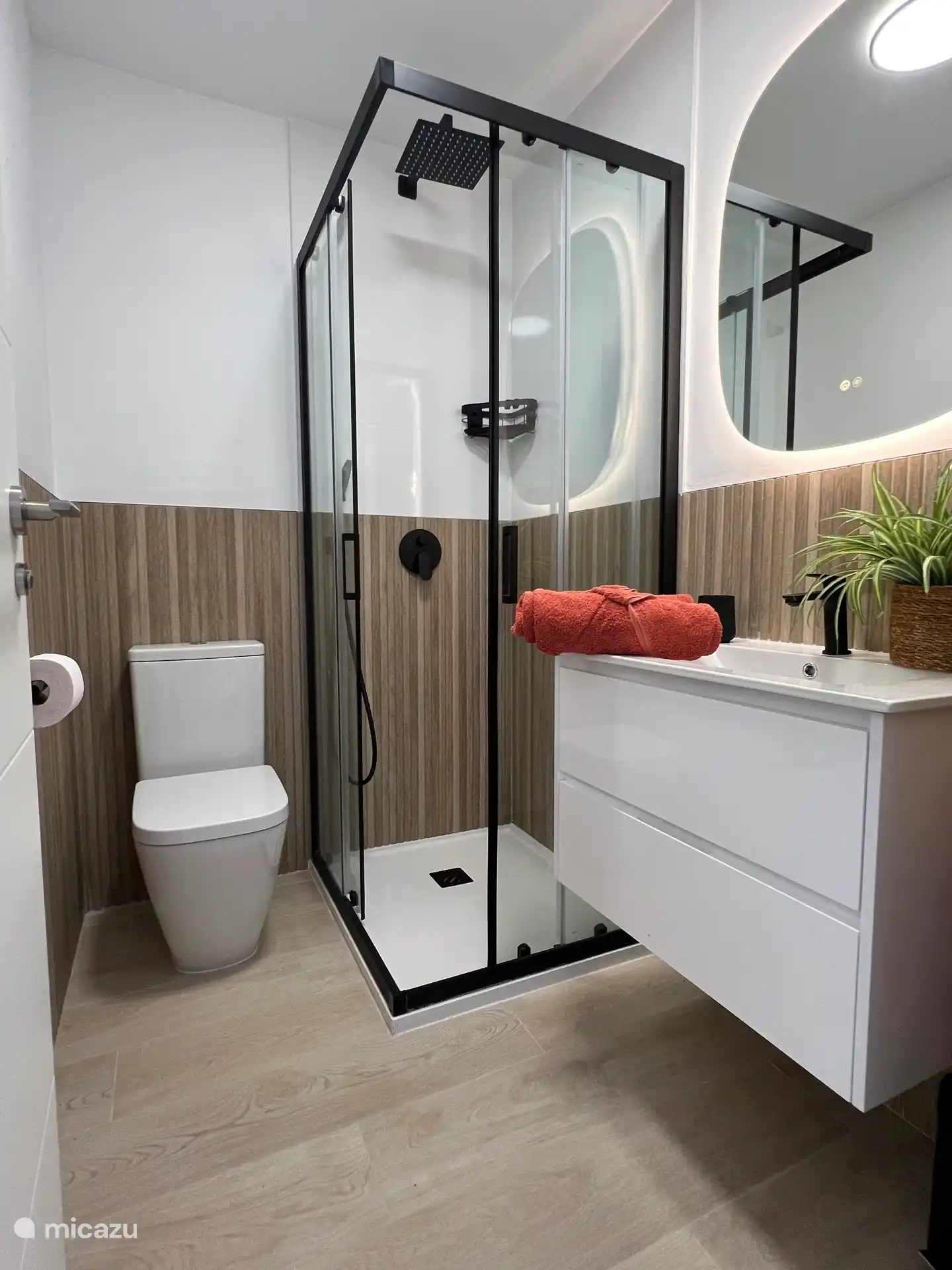 2 Badezimmer
