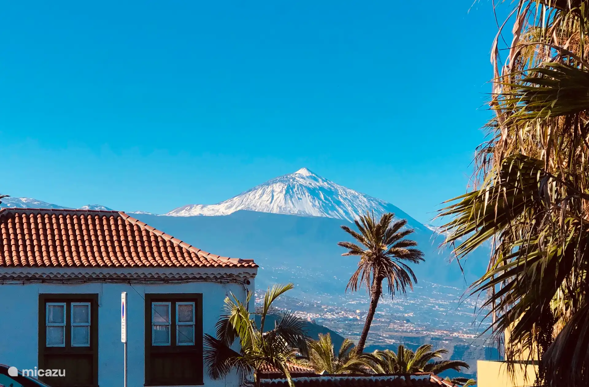 Uitzicht vanaf de Plaza de la Iglesia del Sauzal