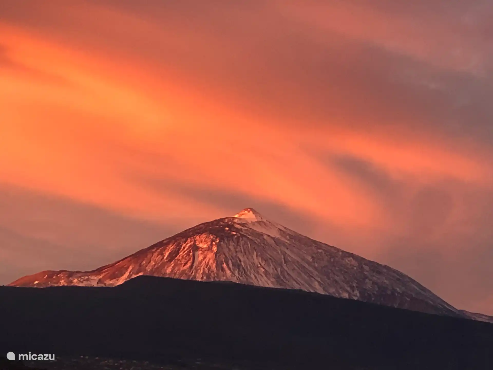 Uitzicht op de berg Teide vanaf de Sauzal