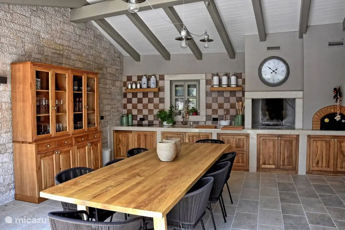 eettafel