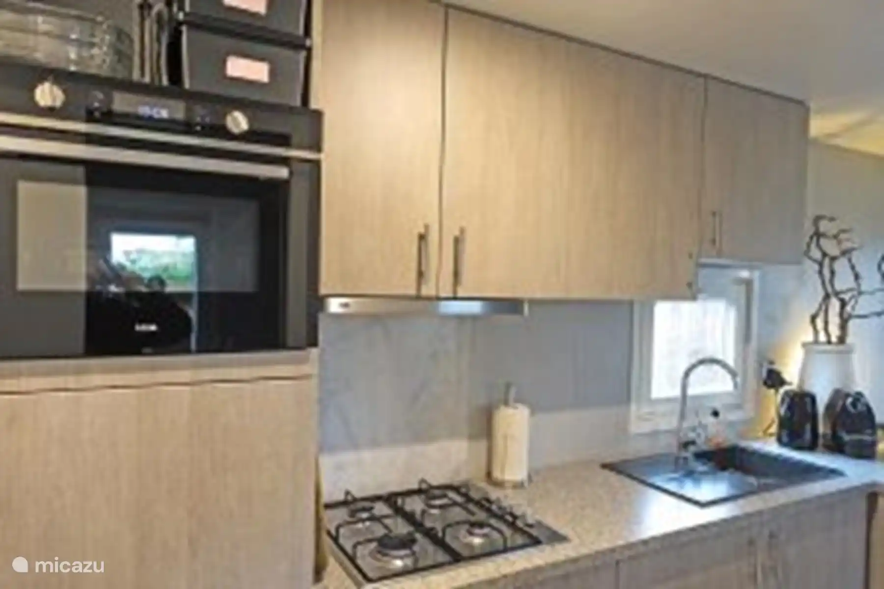 Cocina Vechtdalchalet Zonnezicht en Buitenplaats de Berghorst en Stegeren, OV. 