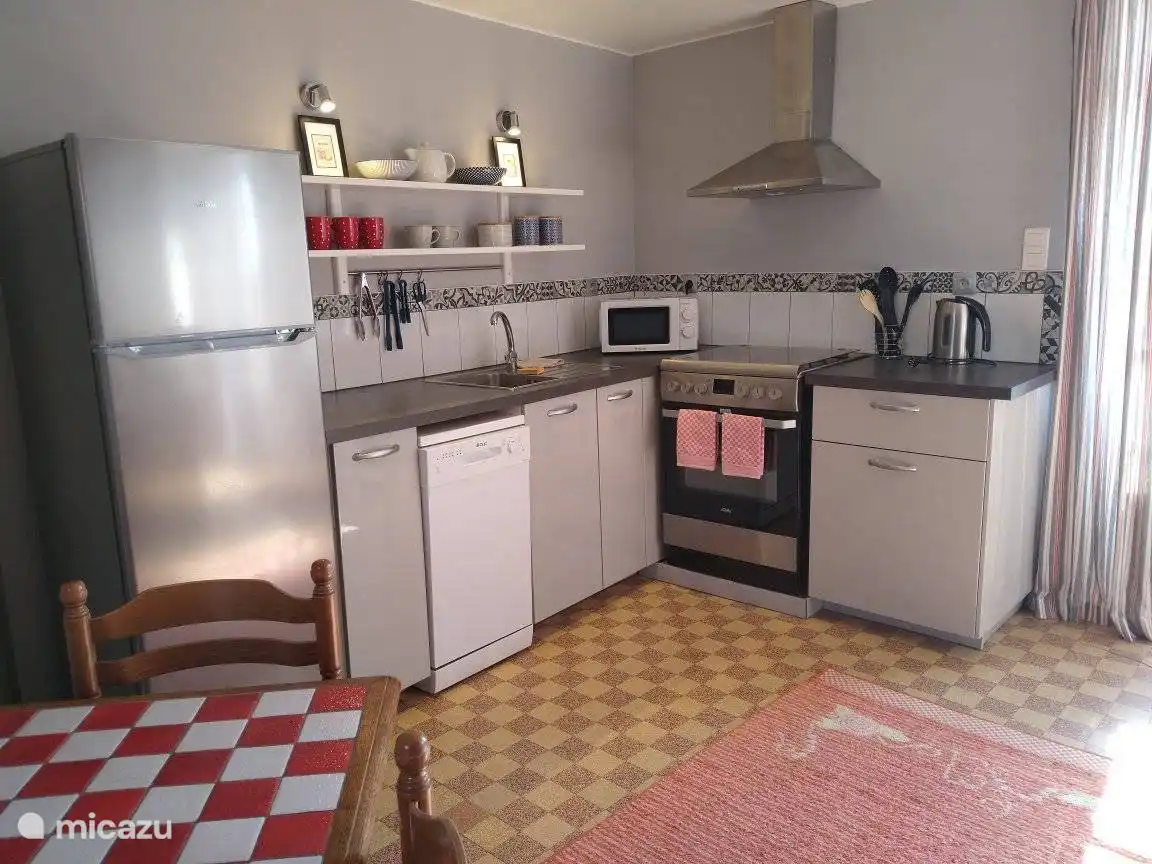 Volledig uitgeruste keuken