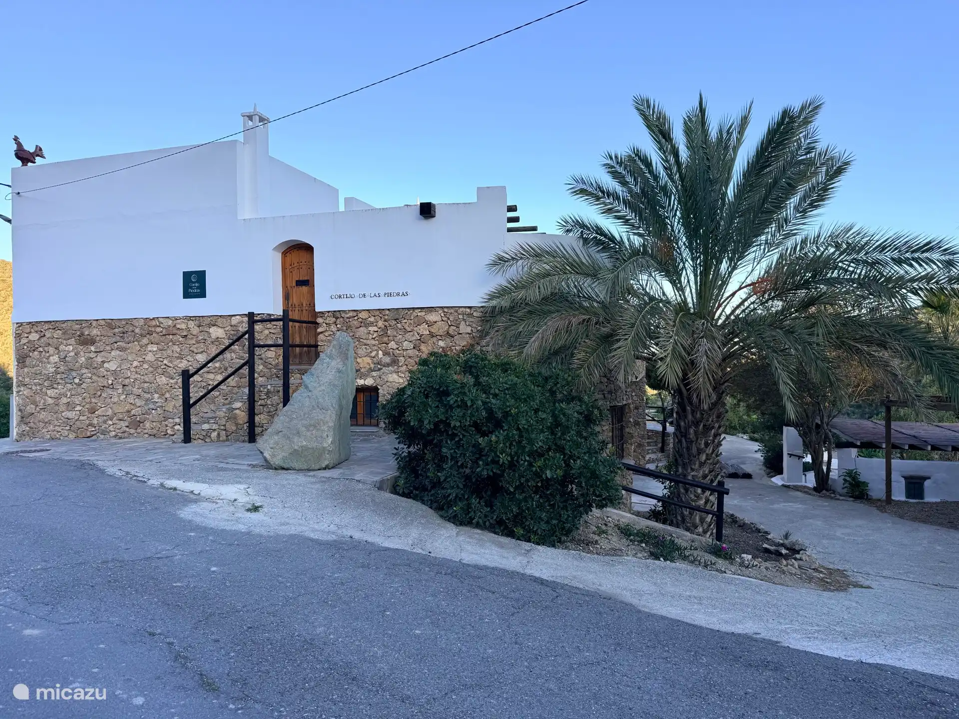 Zijkant van de Cortijo