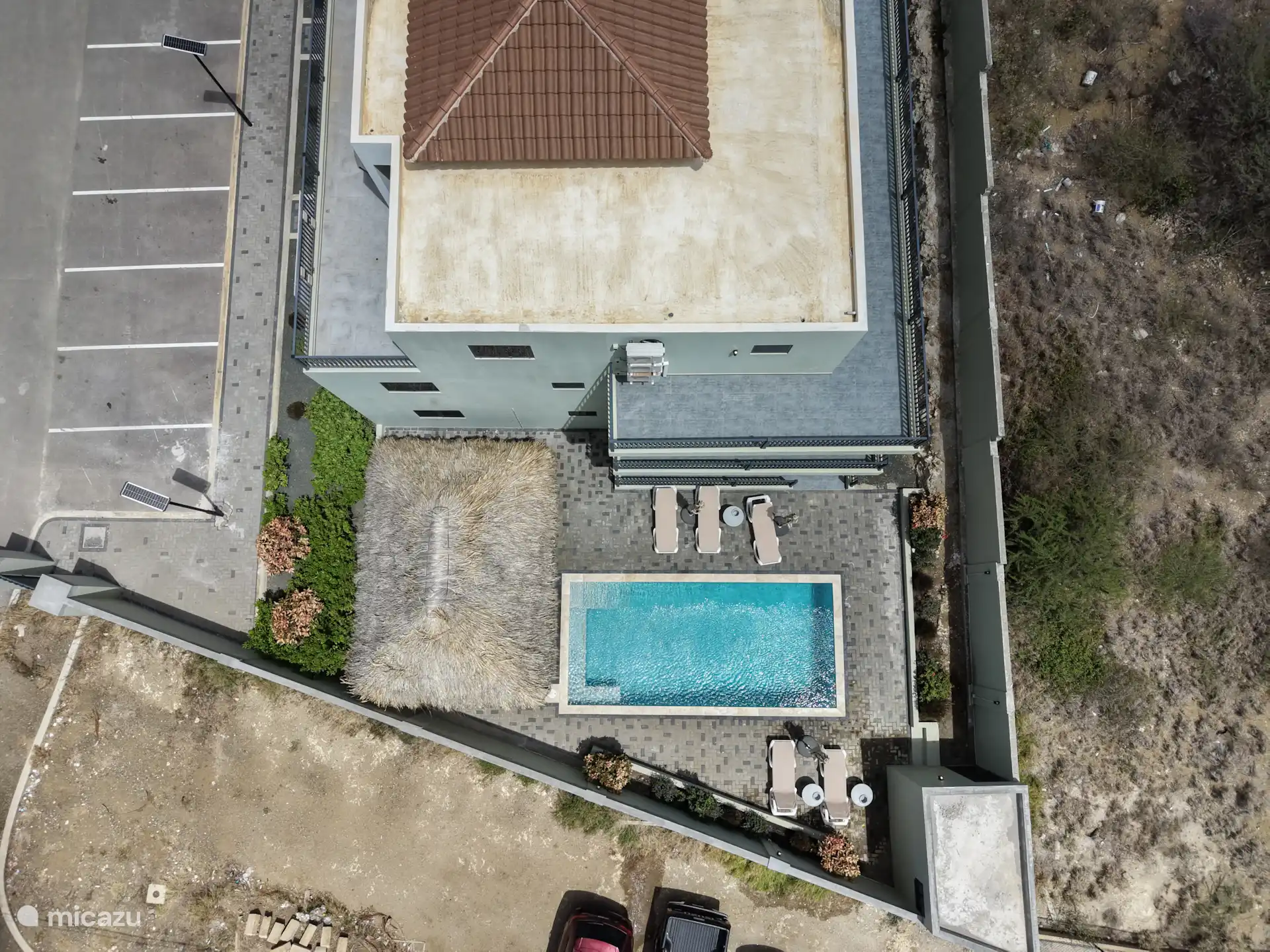 Vista desde la parte superior de la piscina