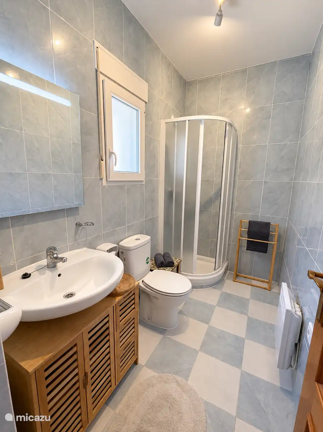 Bathroom 2
