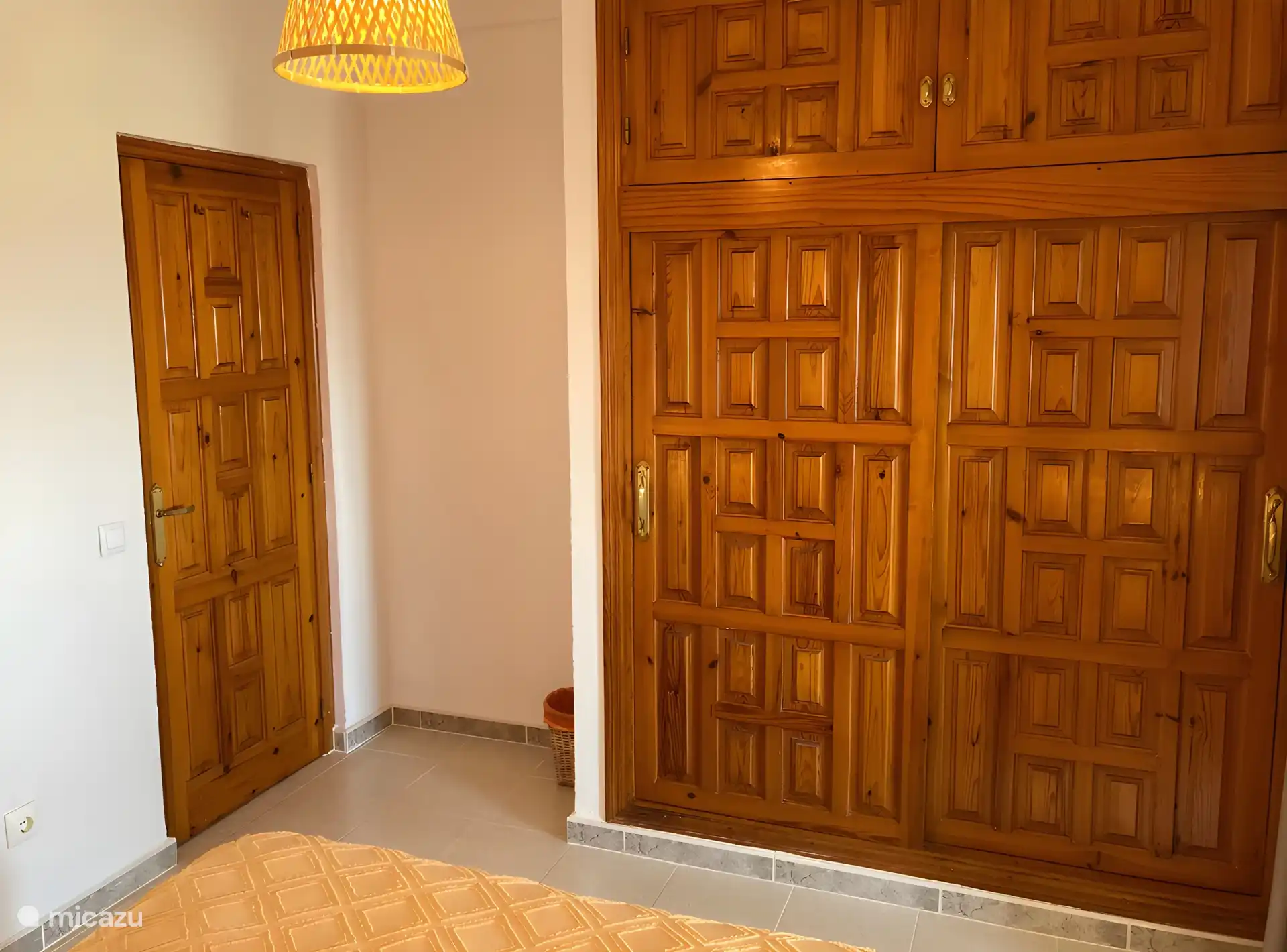 Chambre 2 (chambre 3 attenante)