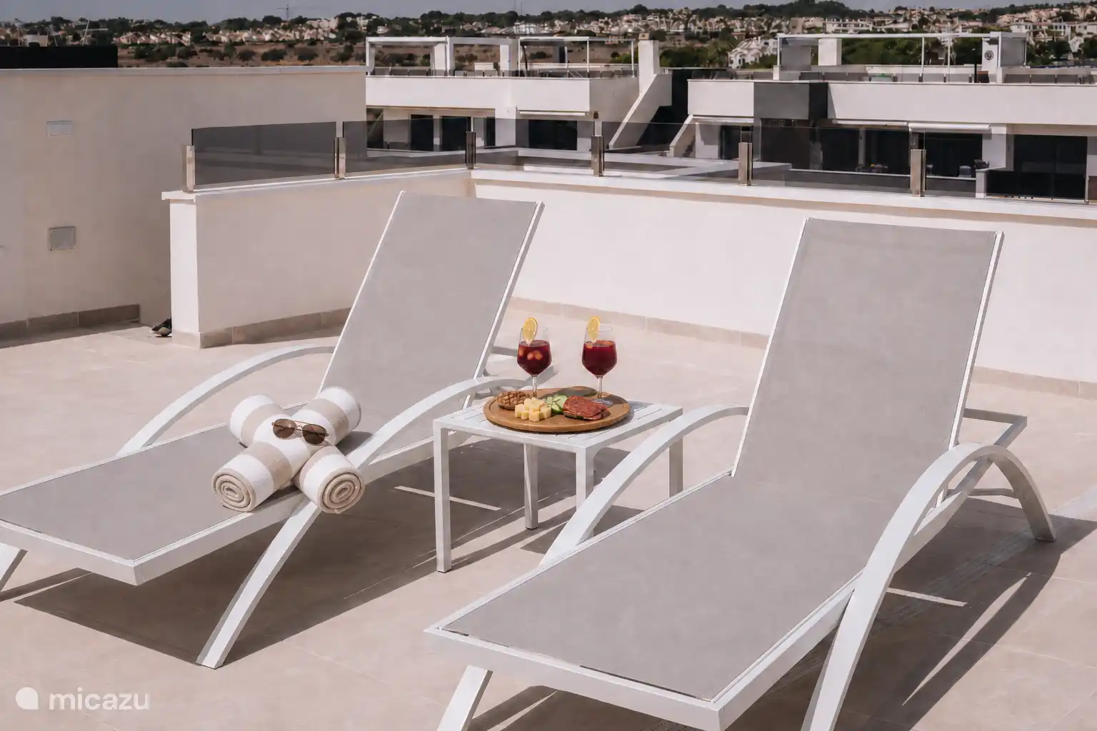 Roof terrace for sunbathing