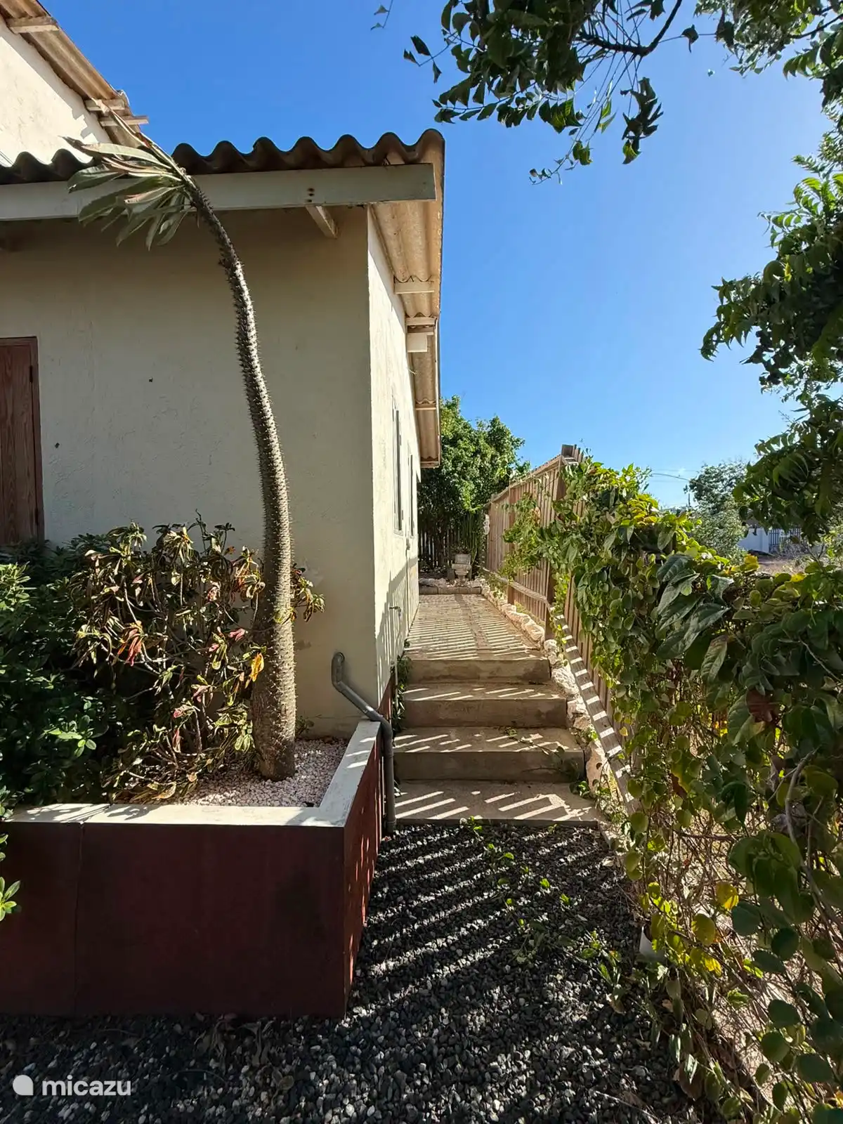 Appartement au rez-de-chaussée à entrée privée