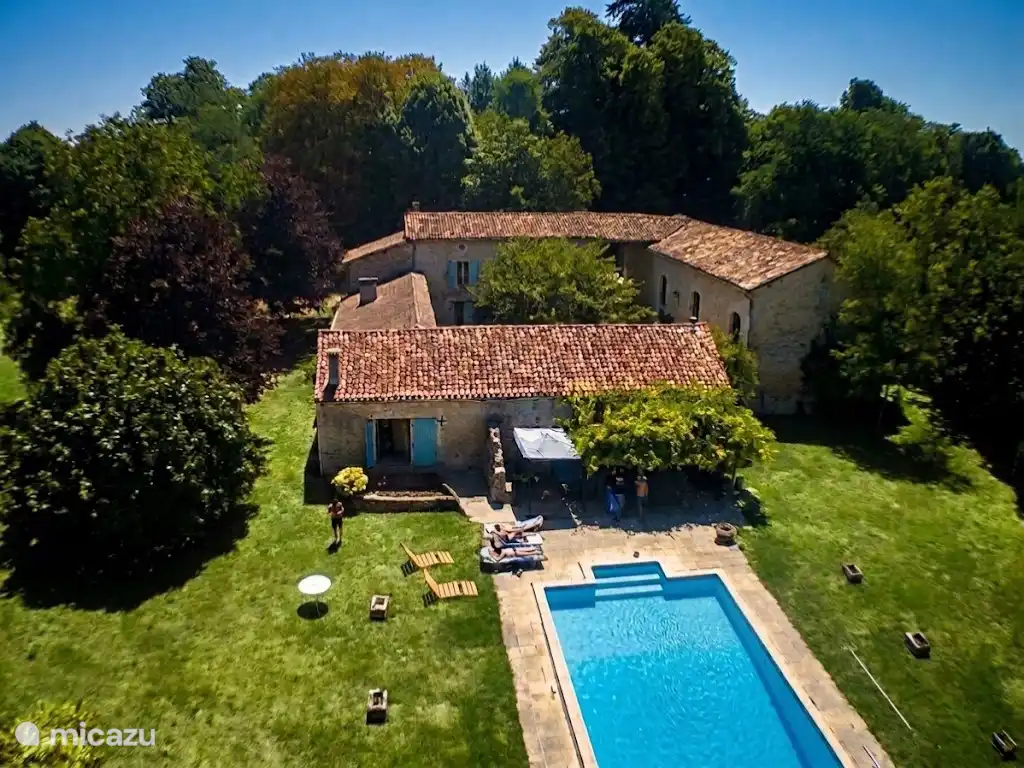 villa huren in Champagne-et-Fontaine, Dordogne, Frankrijk - Villa La Chapelle