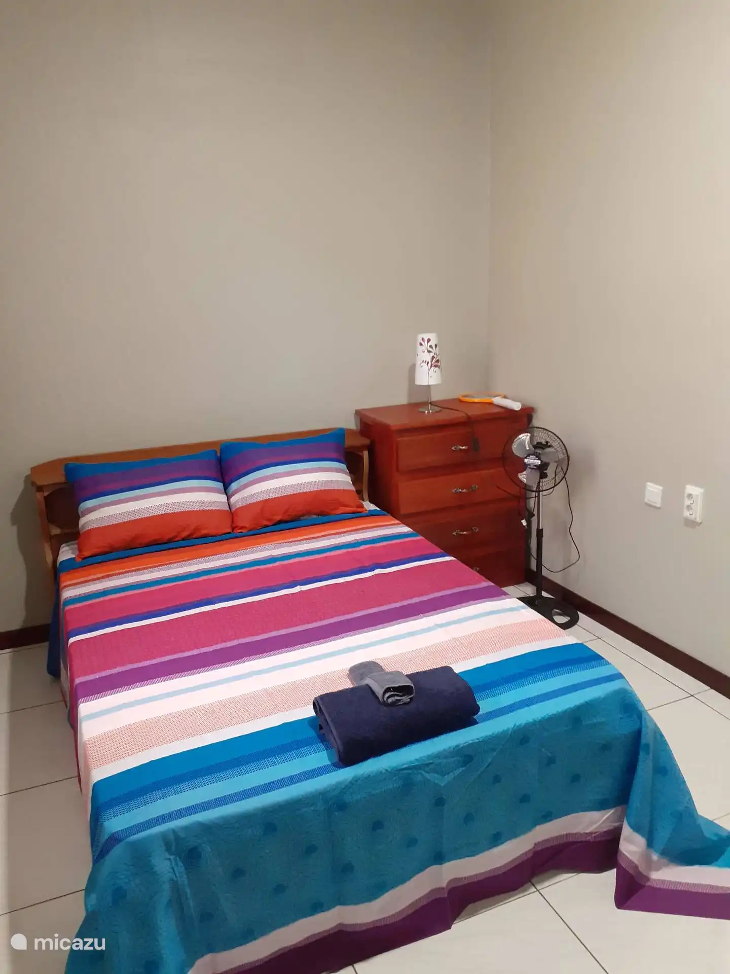 Cama matrimonial