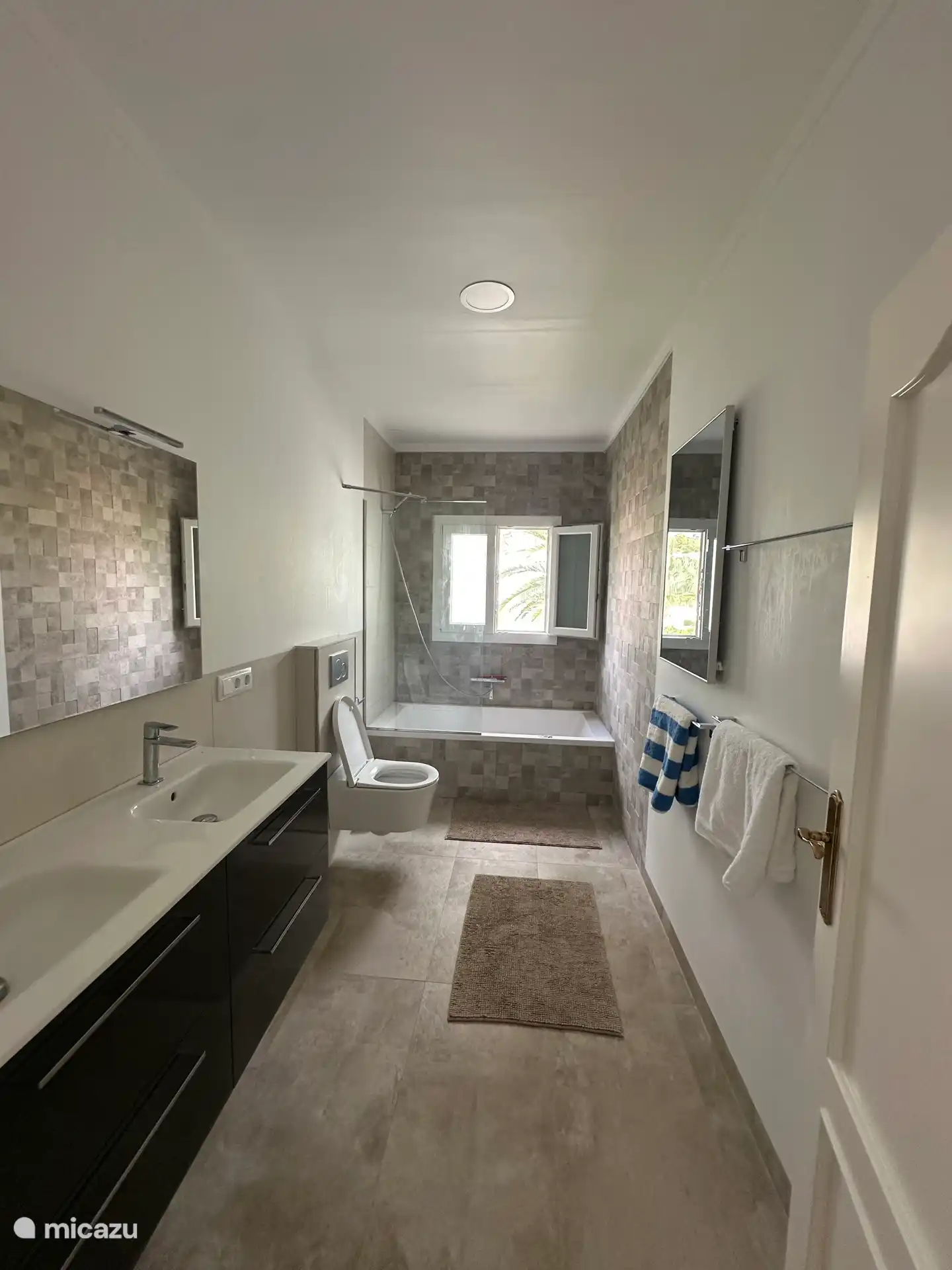 Torro bathroom
