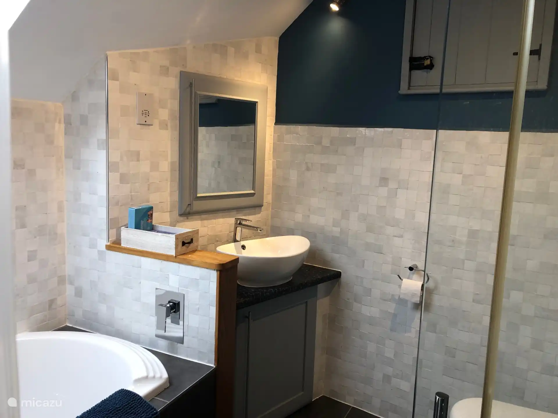 Hoofdbadkamer 