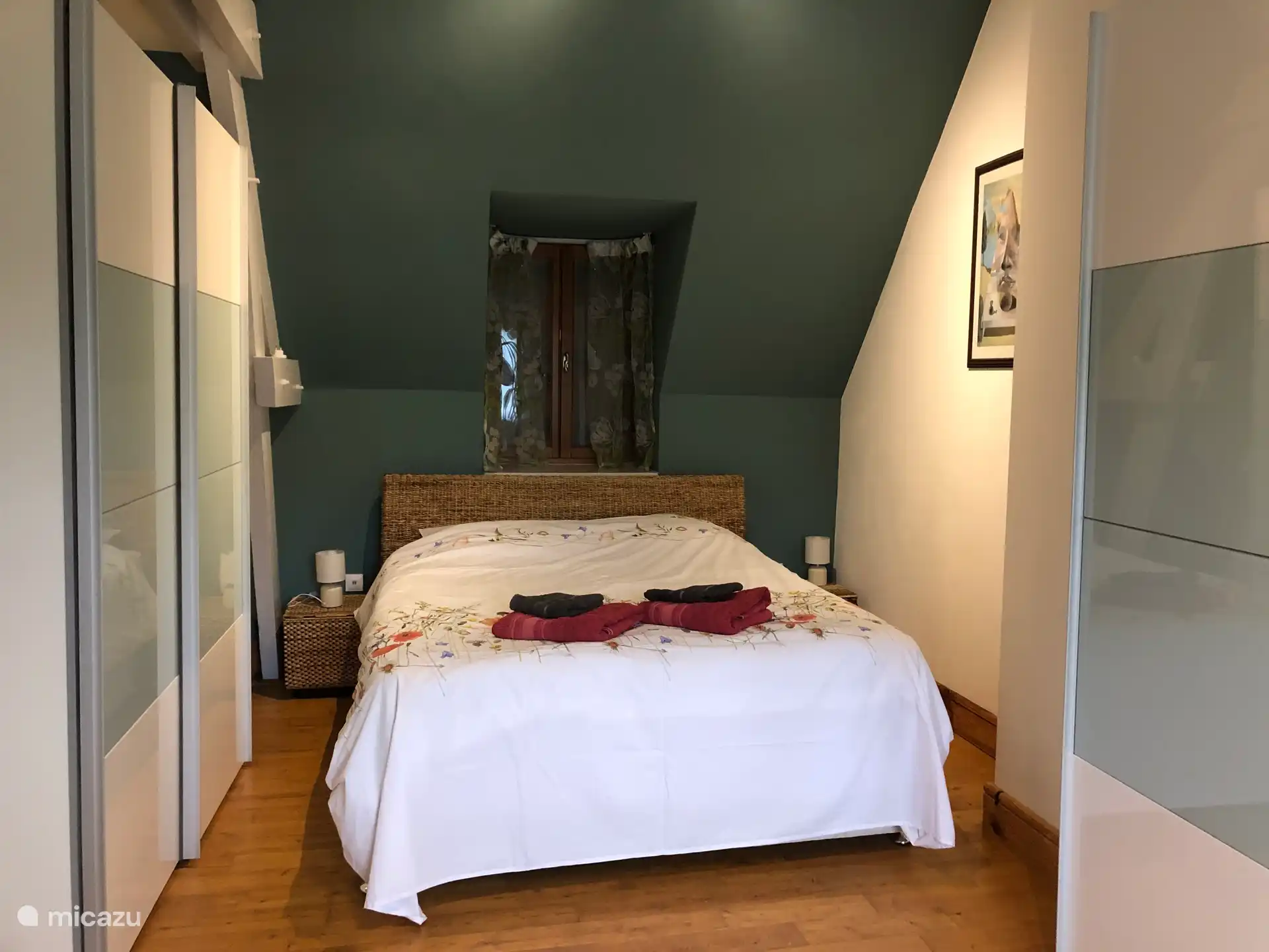 Grote slaapkamer met airco