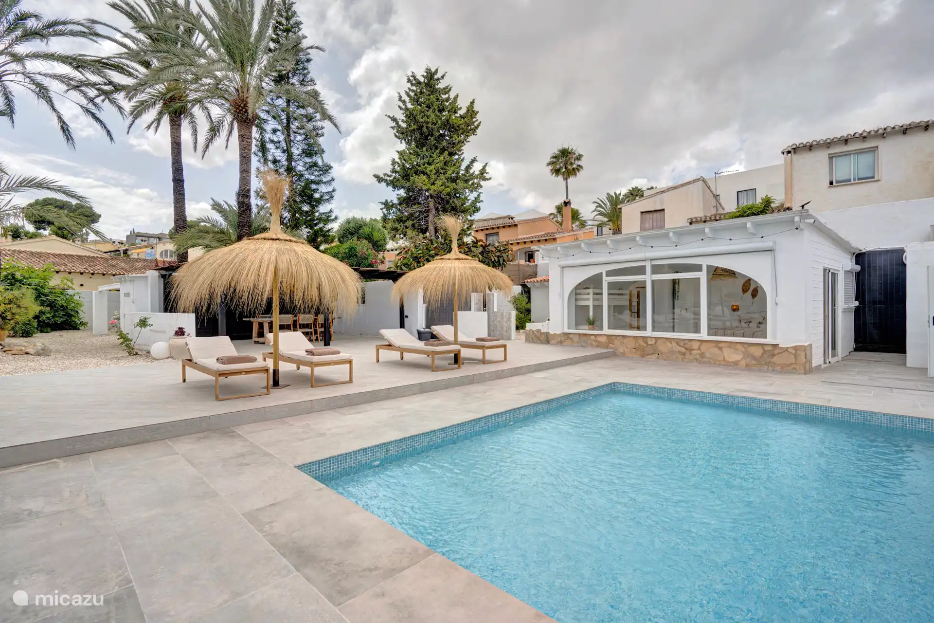 Garden/pool 