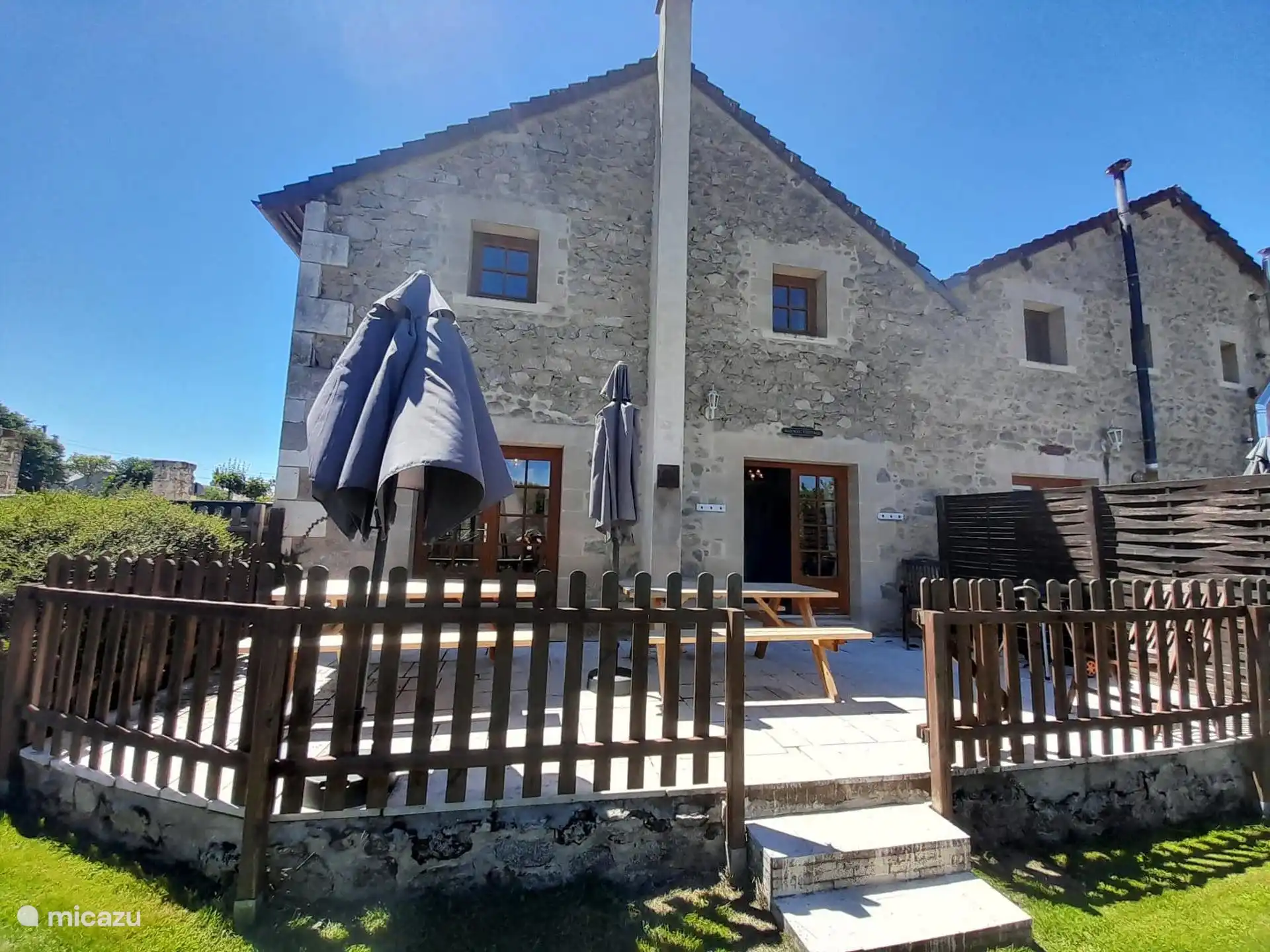 Het Spoorweghuisje huren in Frankrijk, Dordogne, Piegut-Pluviers - gîte / cottage