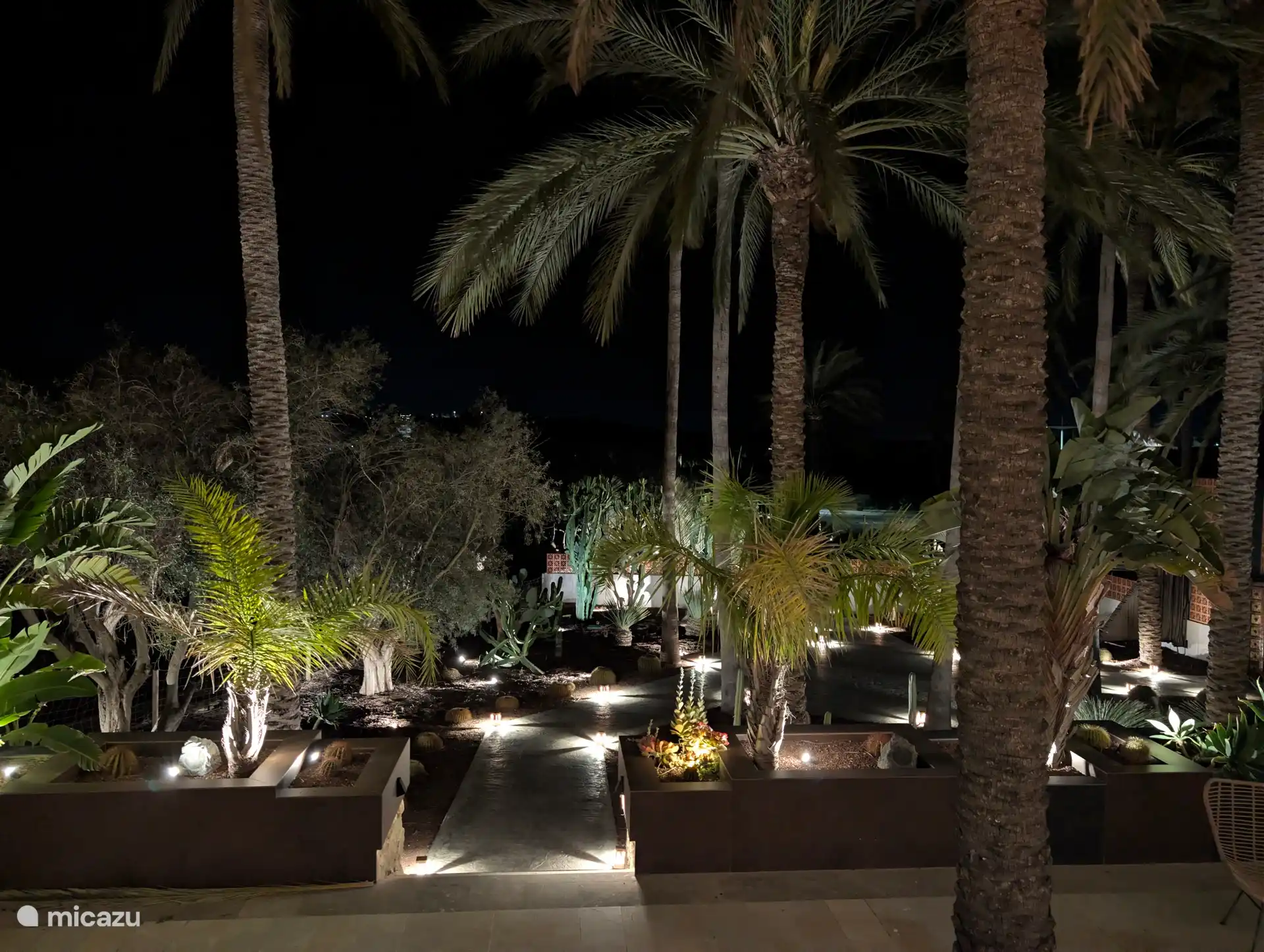 Mooi restaurant op bij La Finca vrij toegangelijk