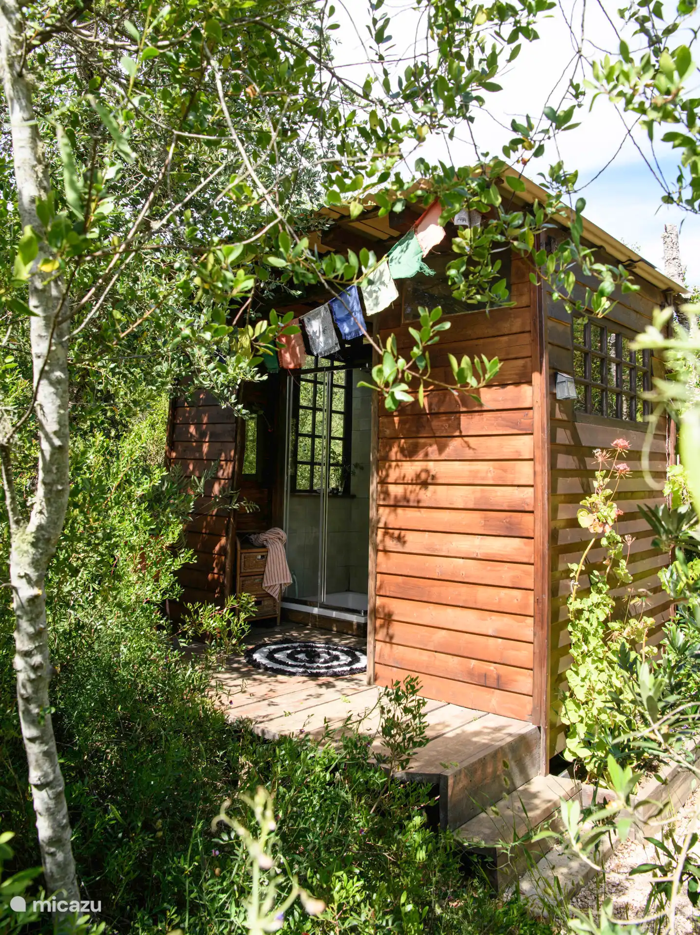 Off-grid-Karawane in Portugal, Algarve, Aljezur - mobilheim