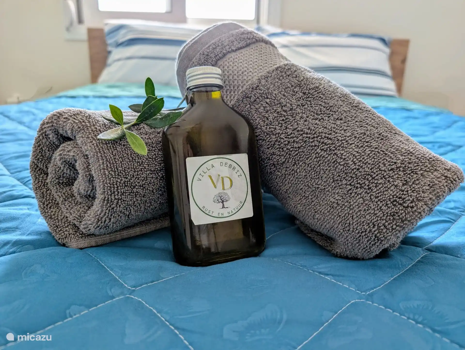 Towel package