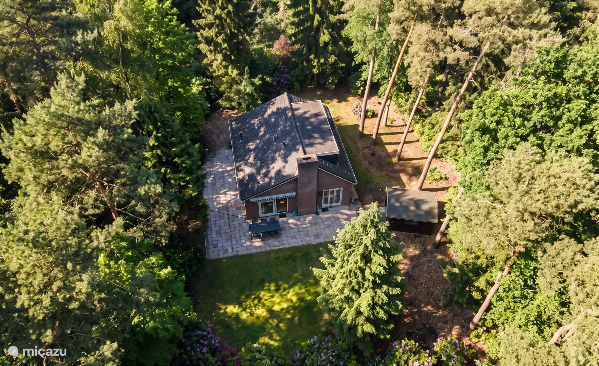 Natuurhuis midden in de bossen op een ruim perceel van 850 m2