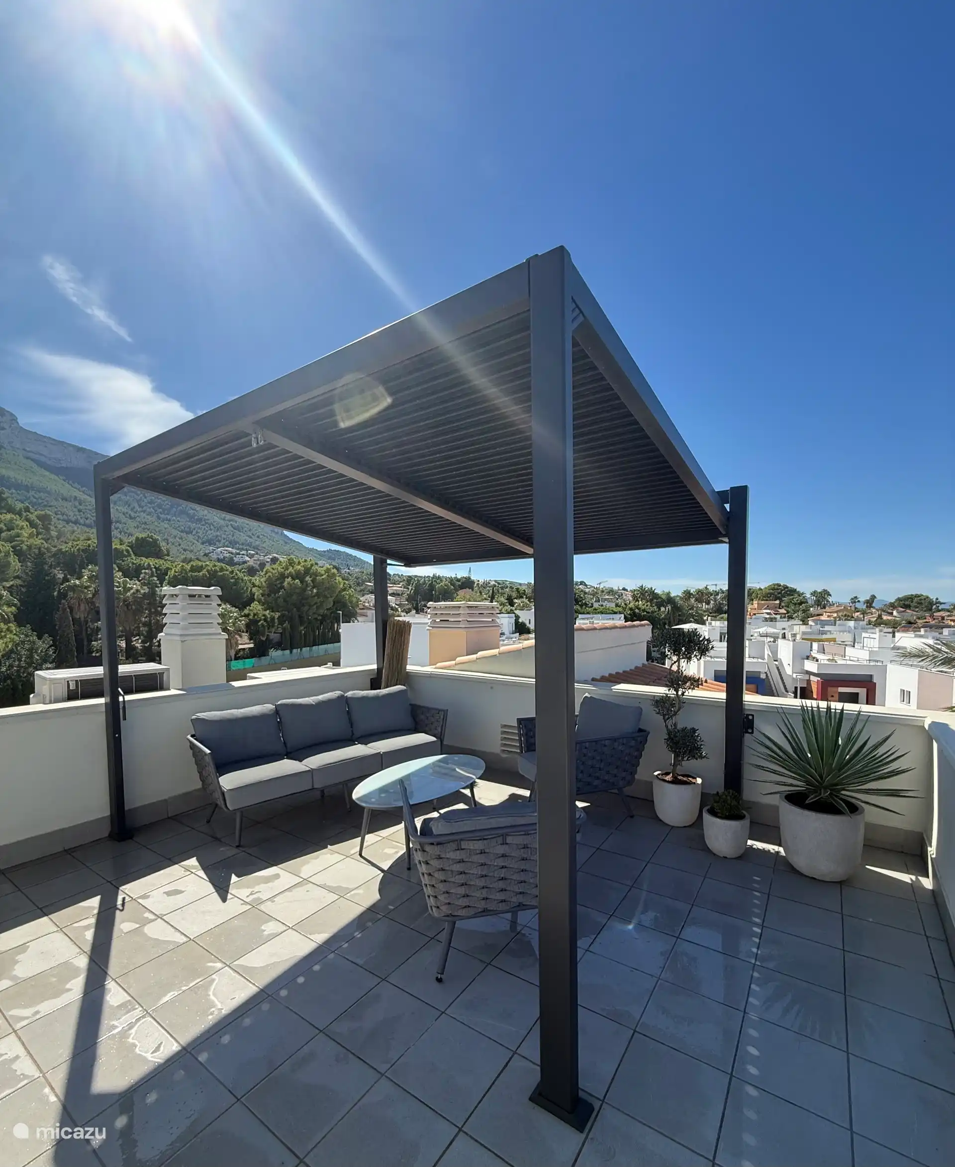 Roof terrace