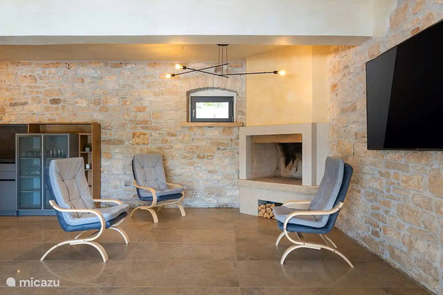 sitting area