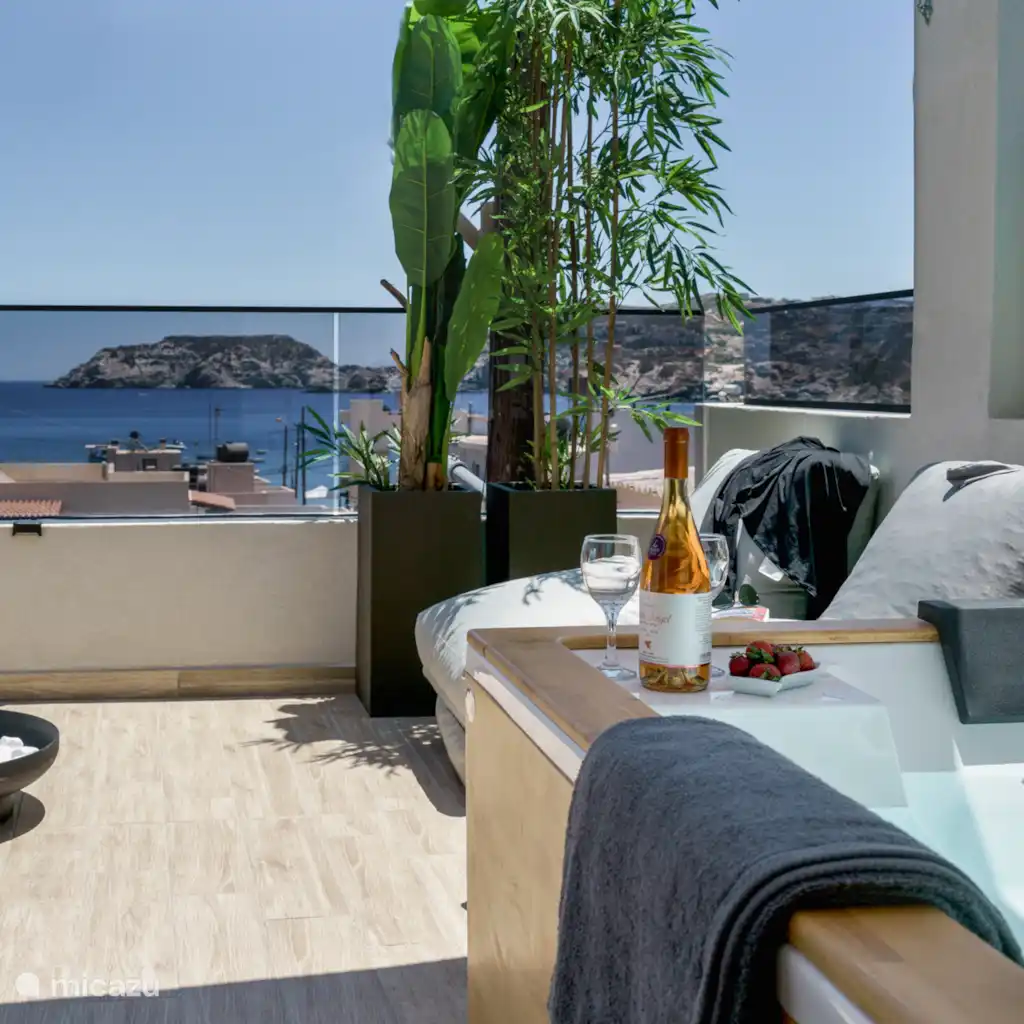 Charavgi Suite