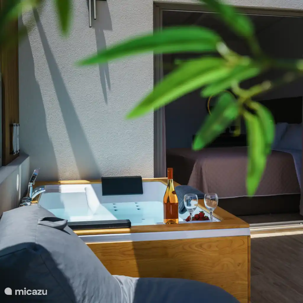 Charavgi Suite